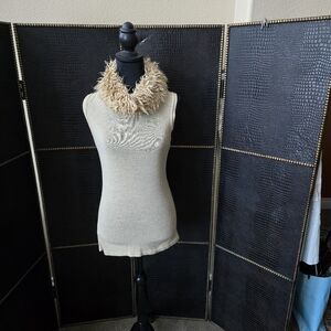 Sleeveless Ladies Tops